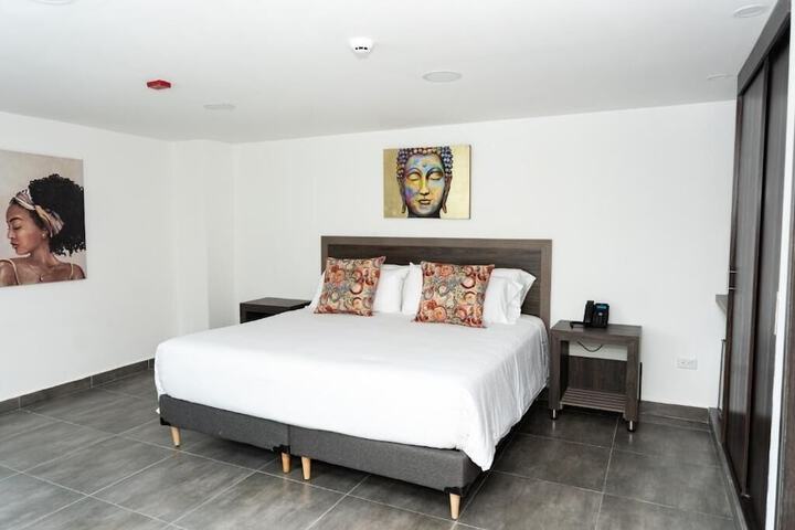 Room 18 of 35