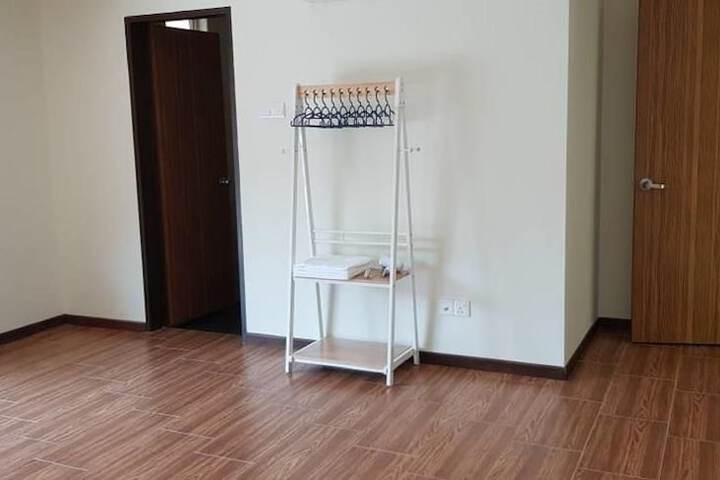 Room 17 of 22