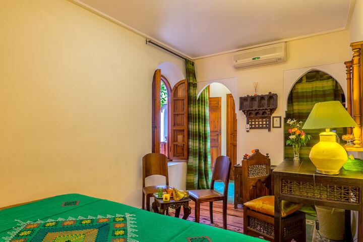Room 14 of 52