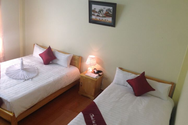 Room 7 of 104