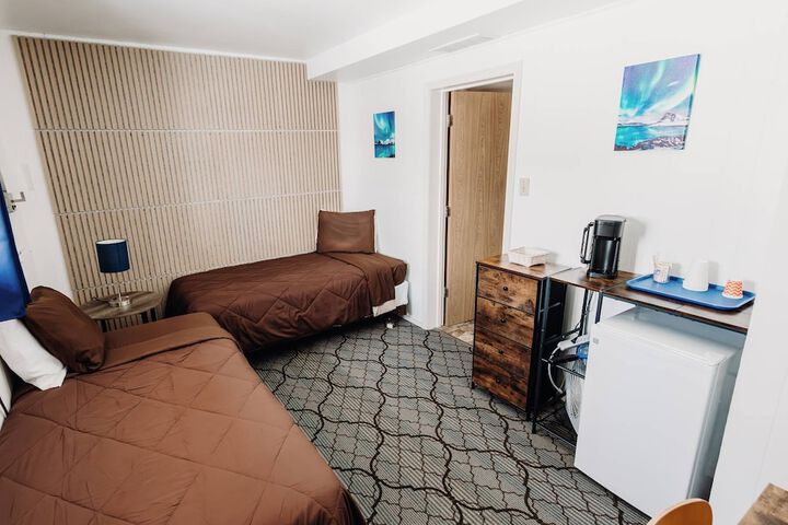 Room 19 of 38