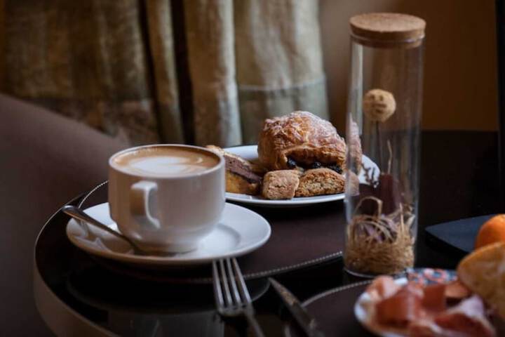 Breakfast/Coffee Service 37 of 47