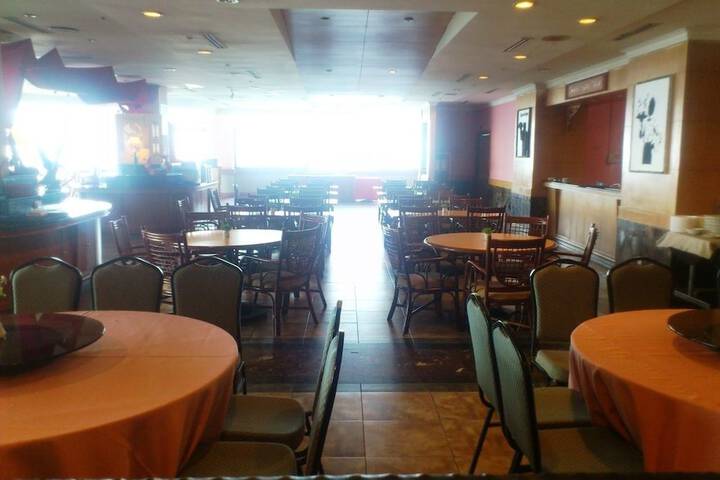 Dining Photos