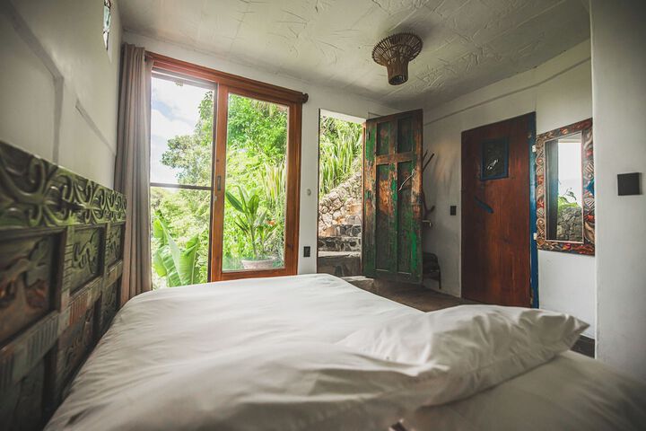 Room 32 of 110