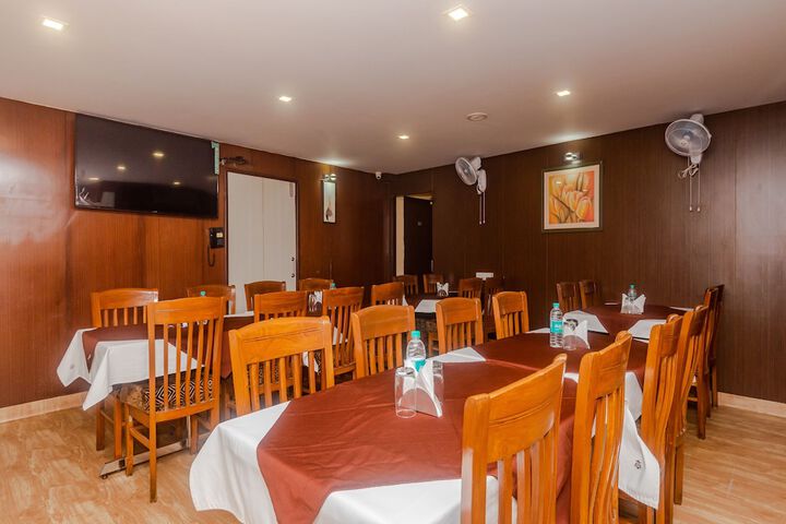 Dining 66 of 102