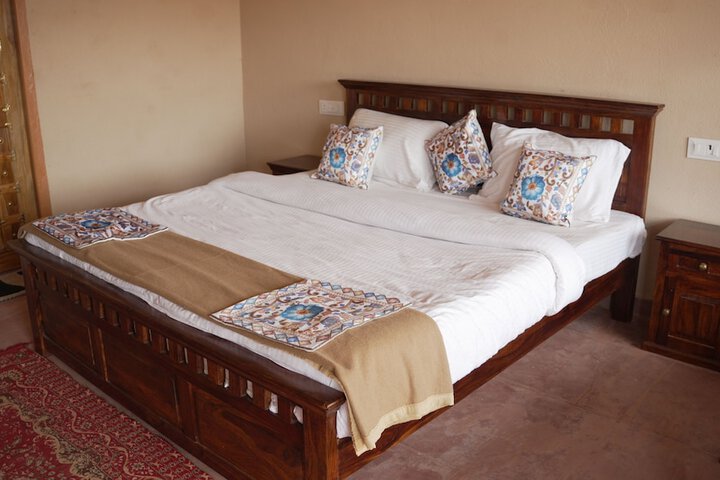 Bikaner Desert Camp & Resort