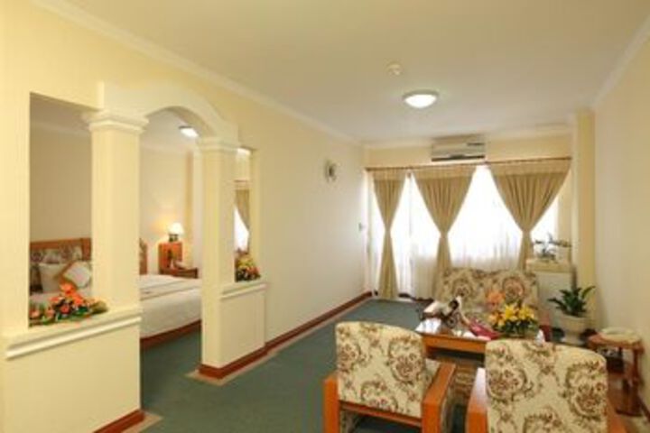 Room 46 of 68