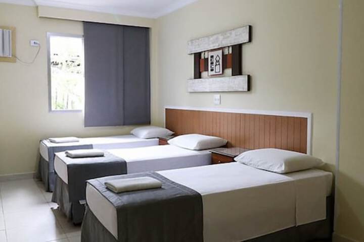 Room 25 of 79
