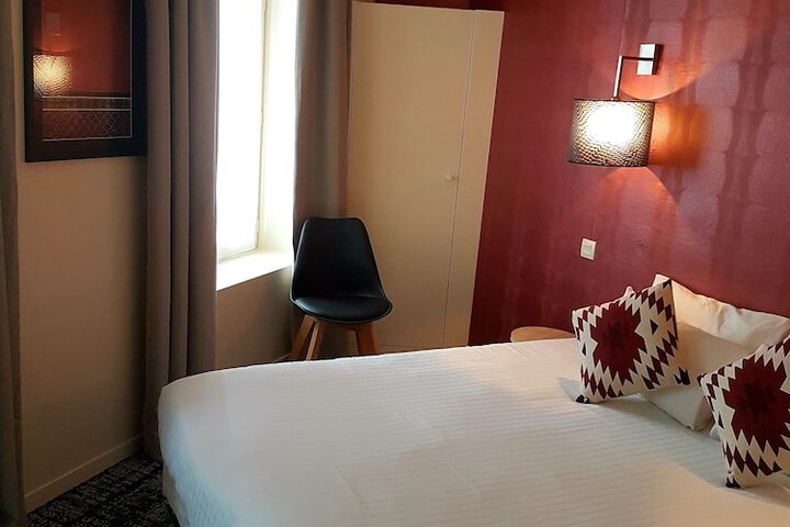 Room 9 of 52