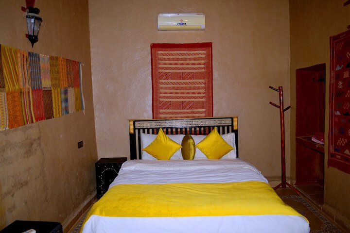 Room 27 of 72
