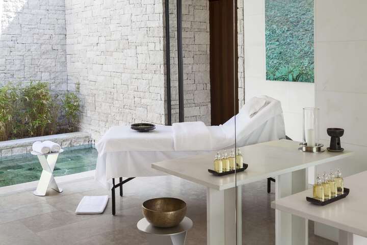 Spa 8 of 12