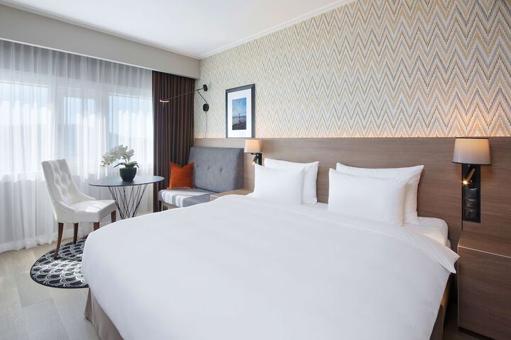 Room 20 of 127