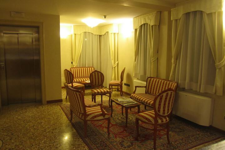 Hotel Interior 6 of 46