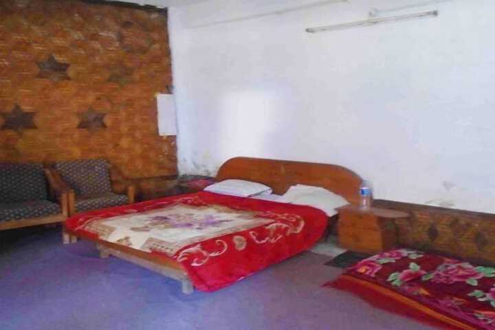 Room 14 of 20