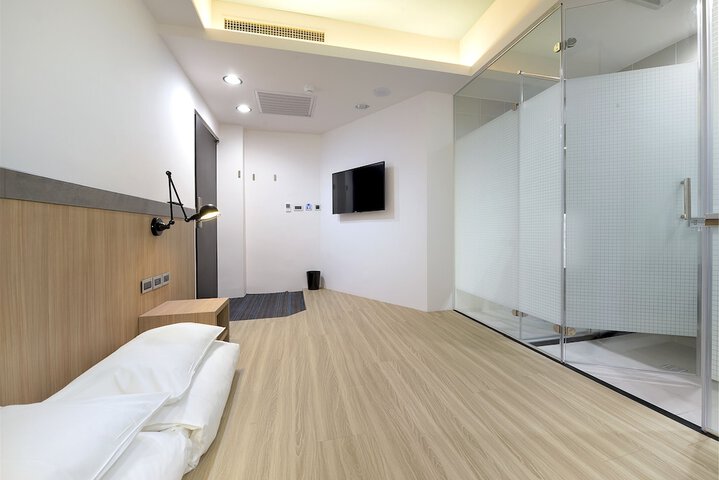 Room 20 of 45
