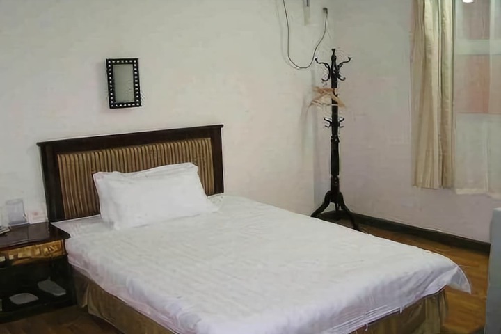 Photo 6