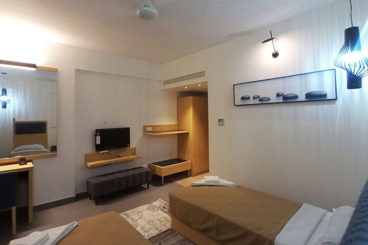 Room 5 of 26