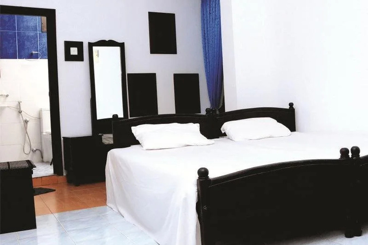 Room 3 of 14