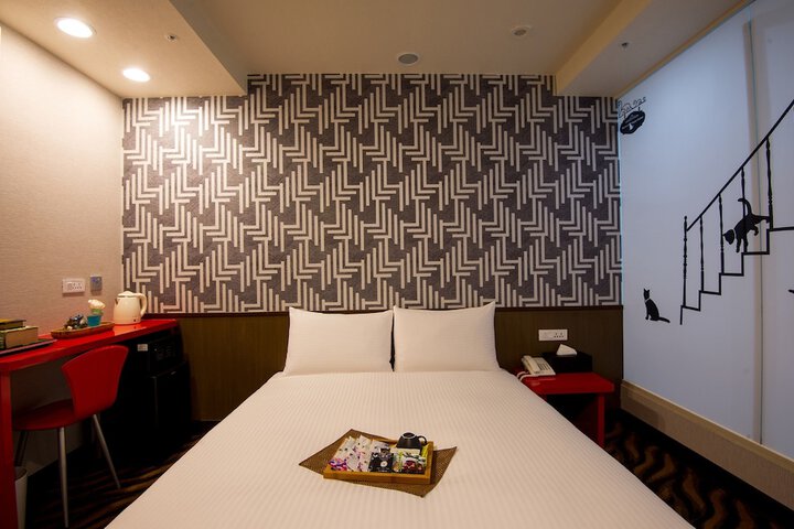 Room 7 of 36