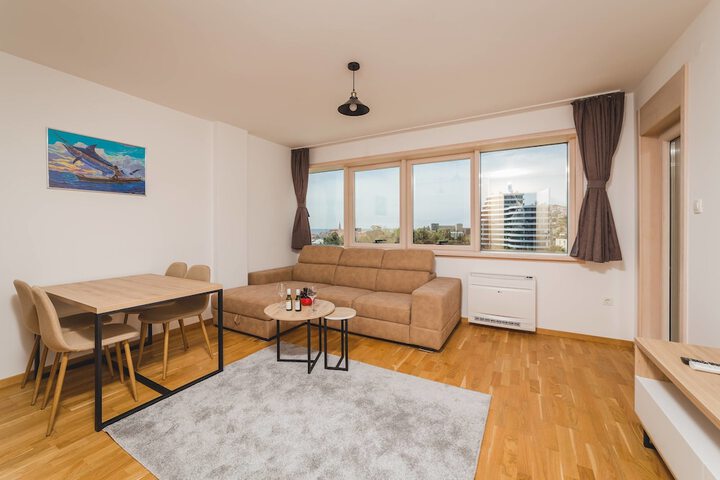 Room 14 of 46