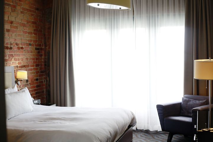 Room 25 of 131