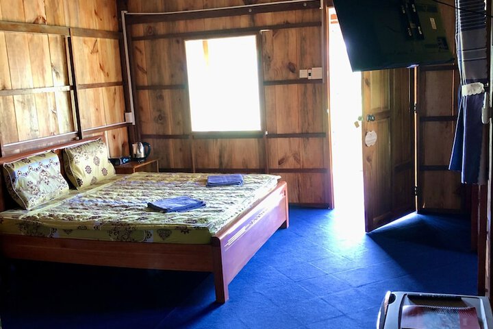 Room 24 of 139