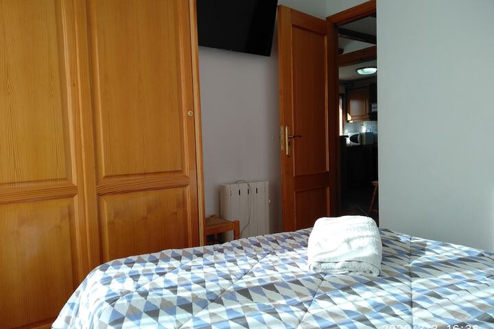 Room 10 of 123