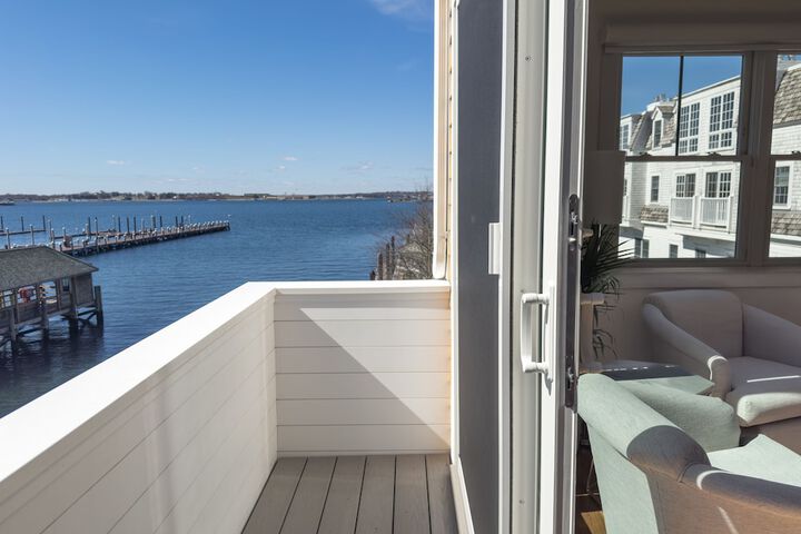 Terrace/Patio 46 of 47
