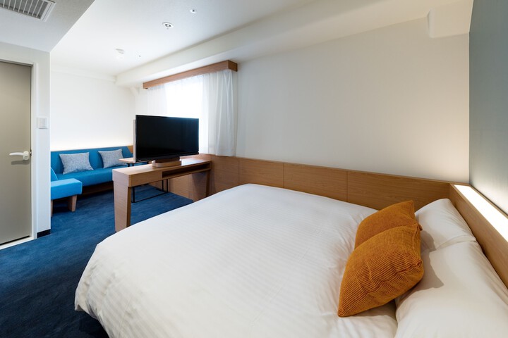 Room 13 of 44
