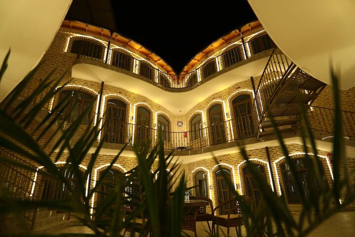 Hotel 35 of 41