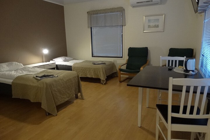 Room 12 of 29