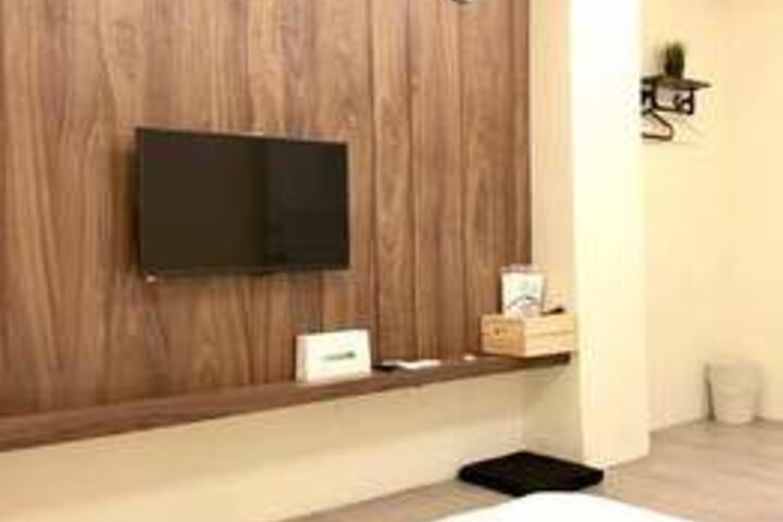 Room 15 of 39