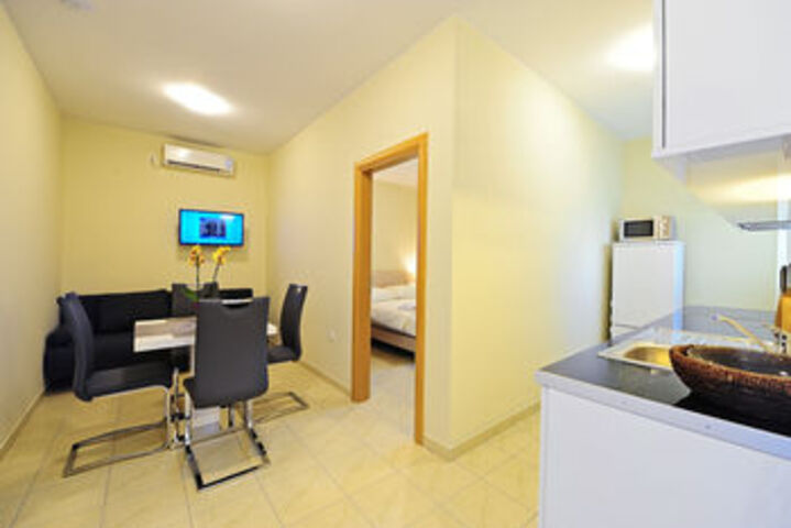Room 36 of 51