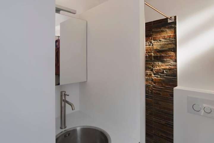 Room 40 of 44