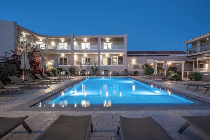 Pool 91 of 138