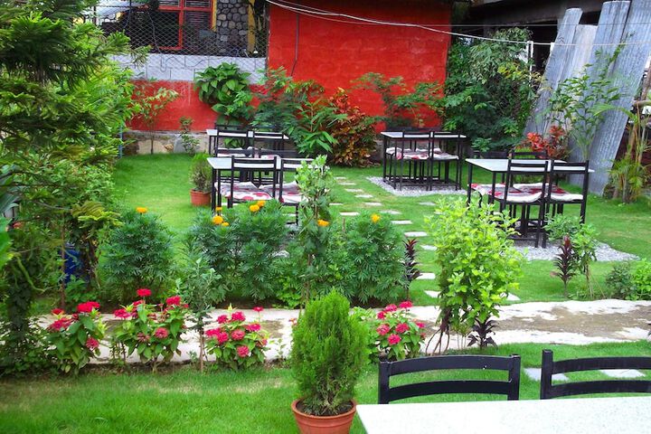 Hotel Exterior 53 of 61