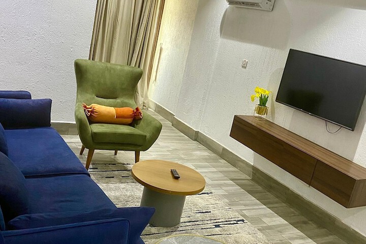 Room 21 of 30