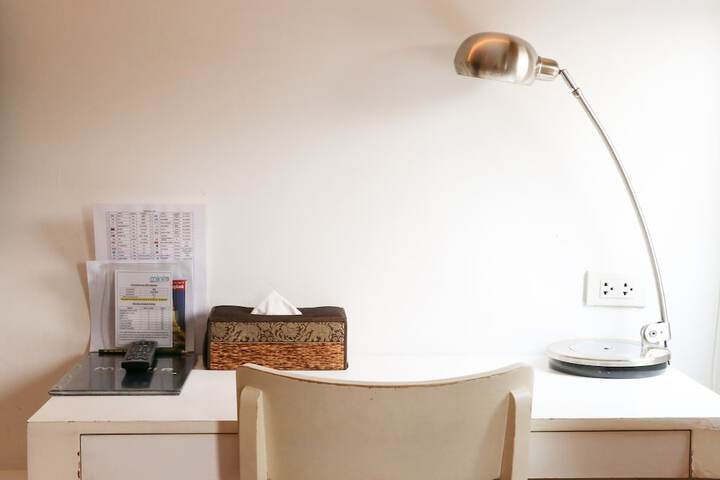 Room 15 of 80