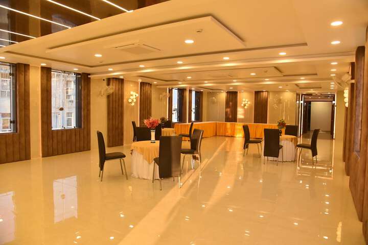 Business Center 54 of 61