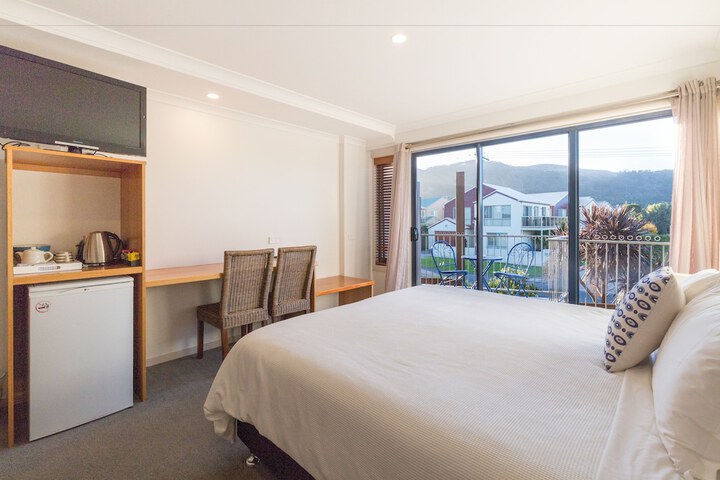 Room 54 of 91