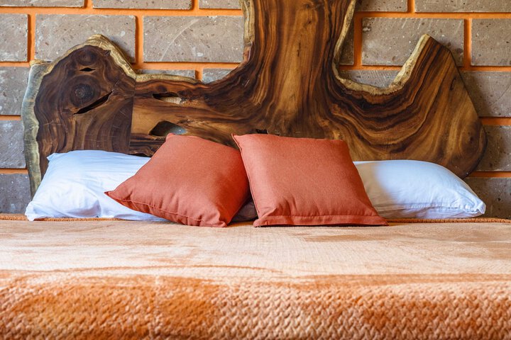Room 5 of 71