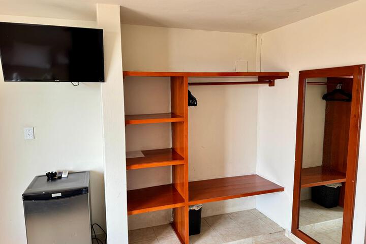 Room 11 of 51