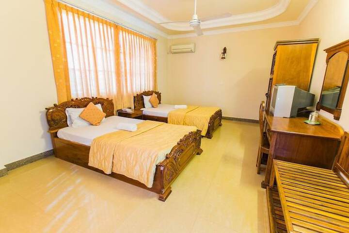 Room 12 of 47