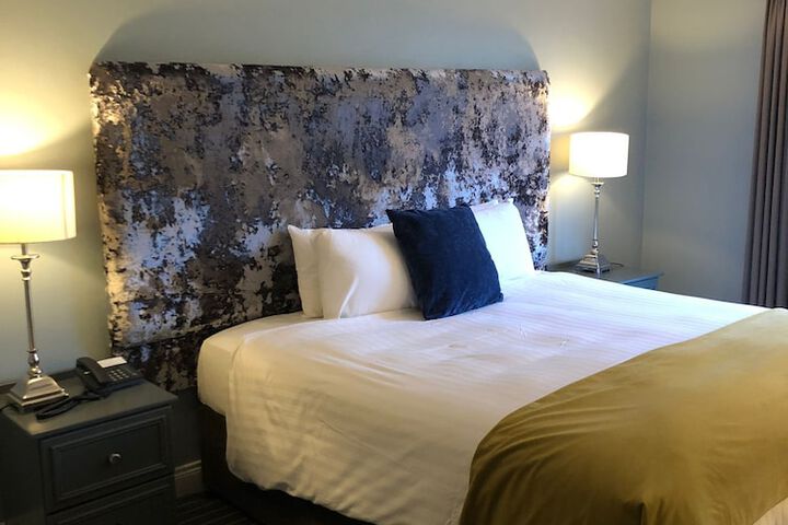 Room 14 of 34