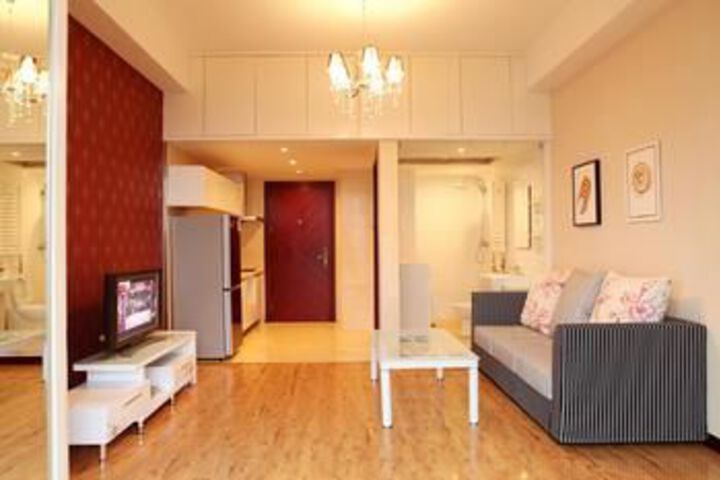 Room 18 of 42