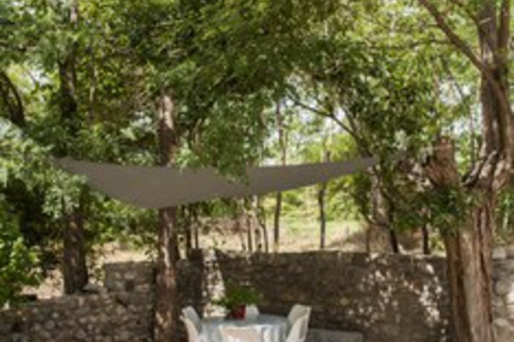 Terrace/Patio 16 of 17