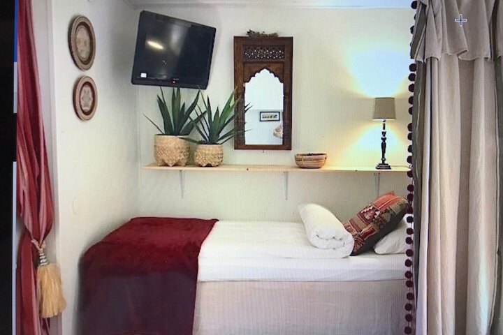 Room 5 of 57