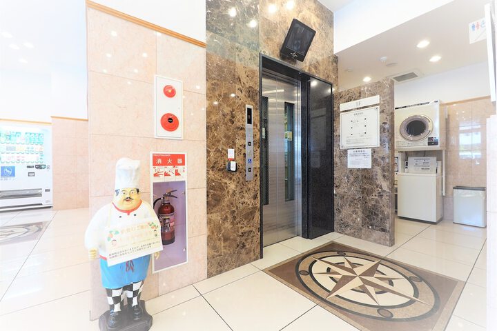Elevator