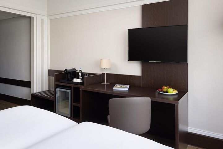 Room 37 of 52