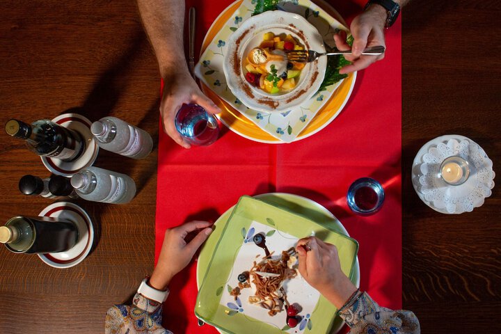 Dining 62 of 98